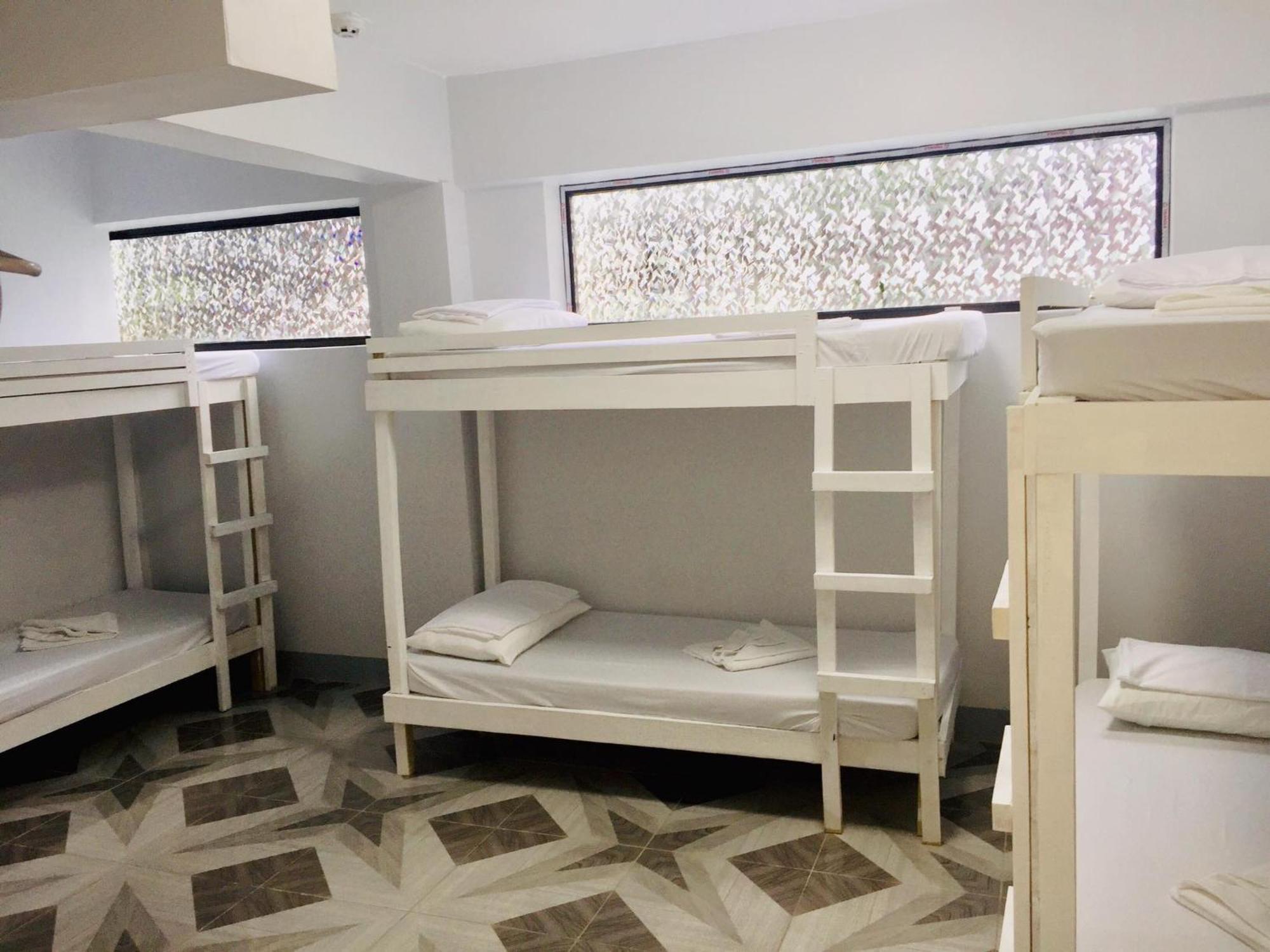 Ziet Hotel Mambajao Zimmer foto